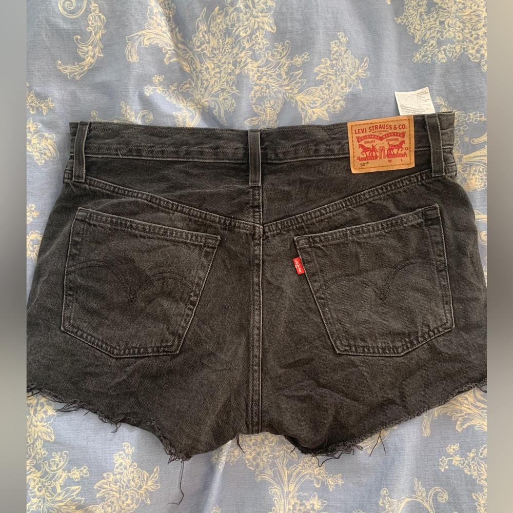 501 BLACK LEVI SHORTS